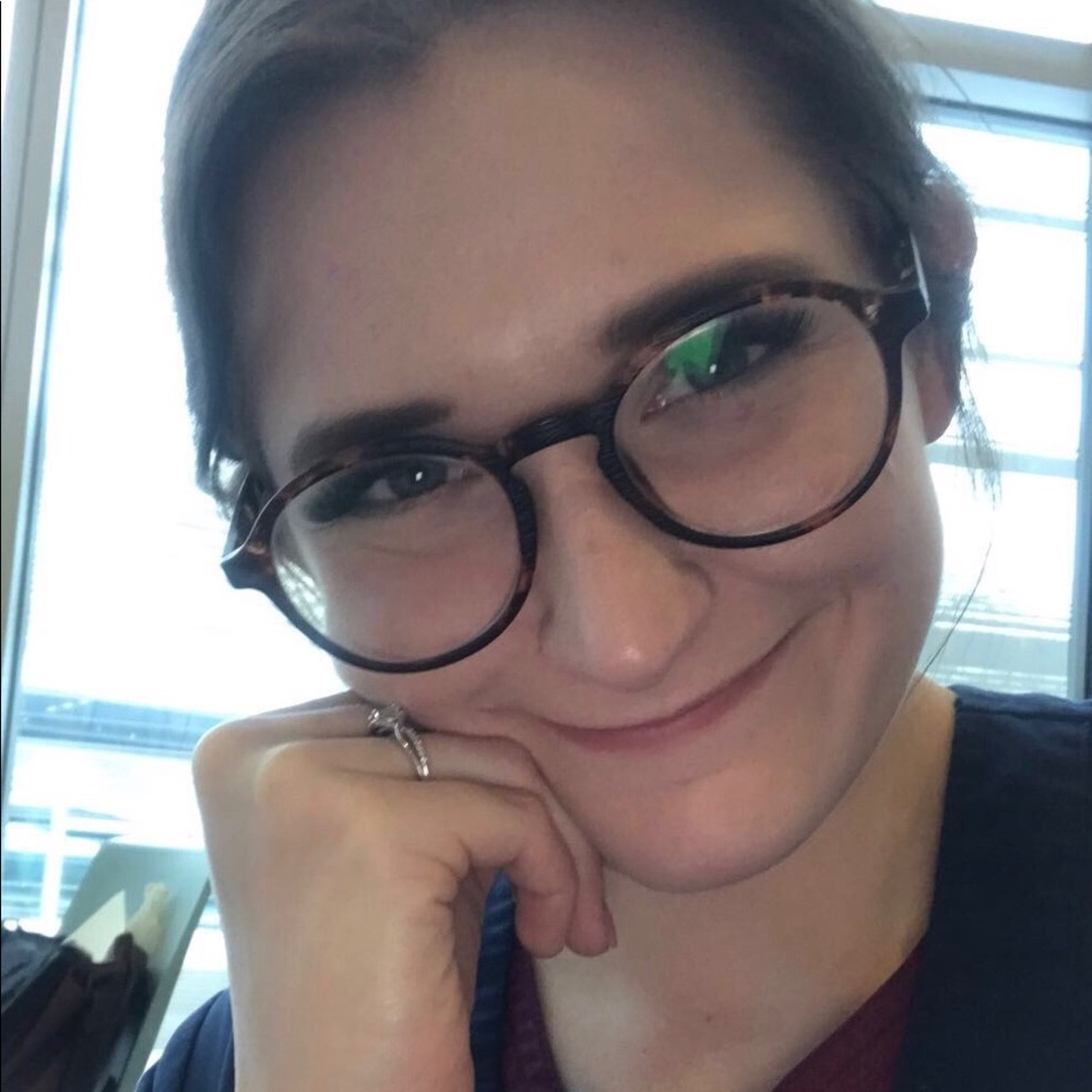 Meet your Posher, Ashley